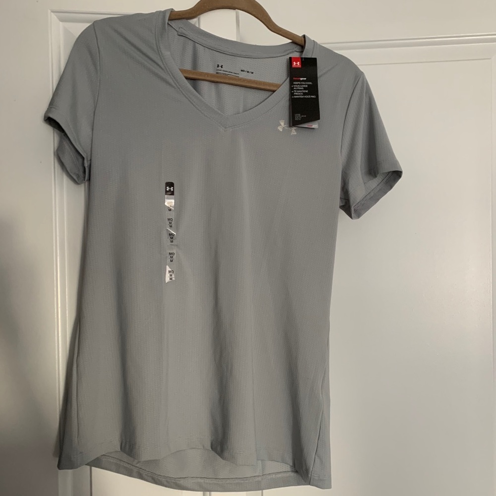 Grey under armour shirt Medium